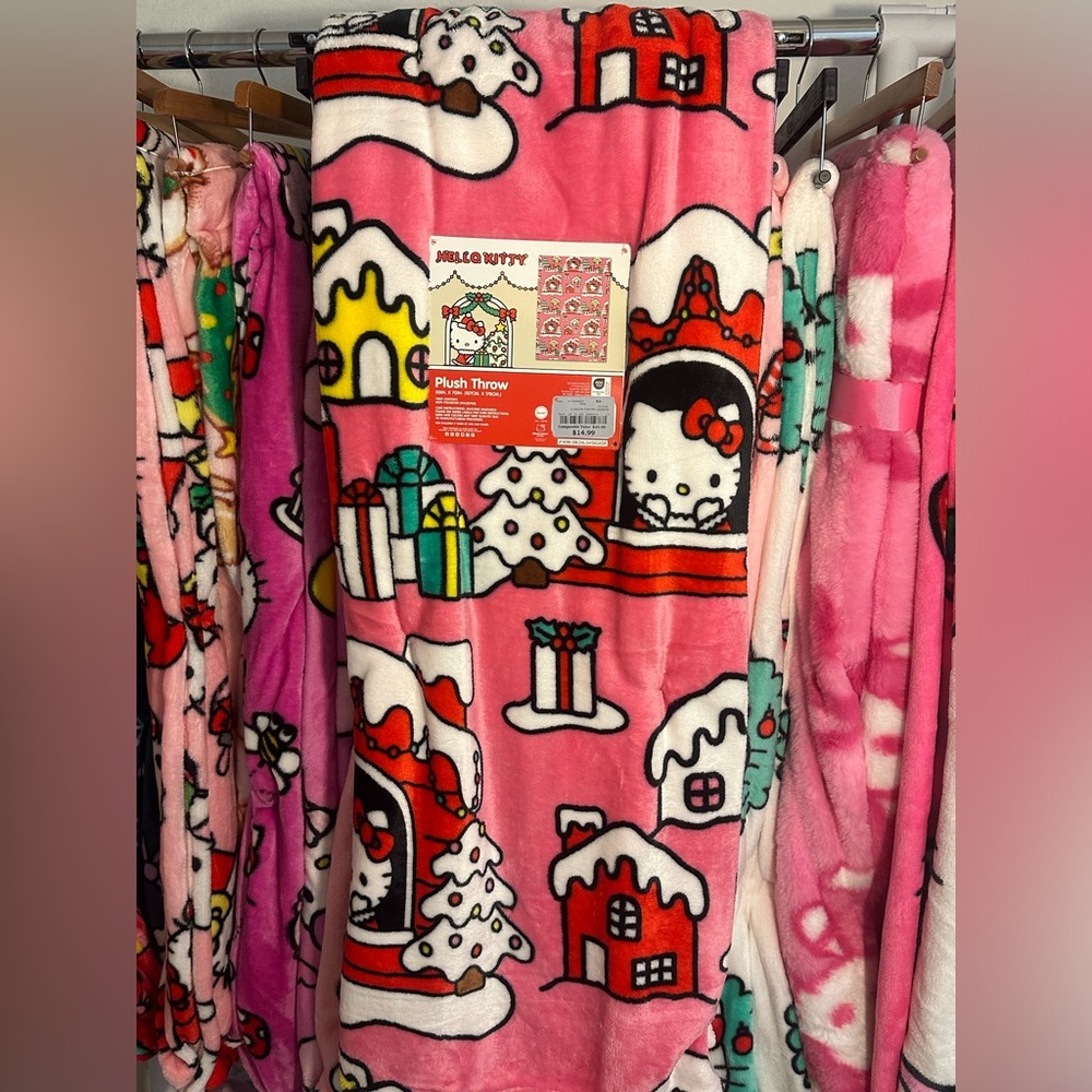 ❌❌SOLD❌❌Hello Kitty Cabin/presents Blanket new 50X70